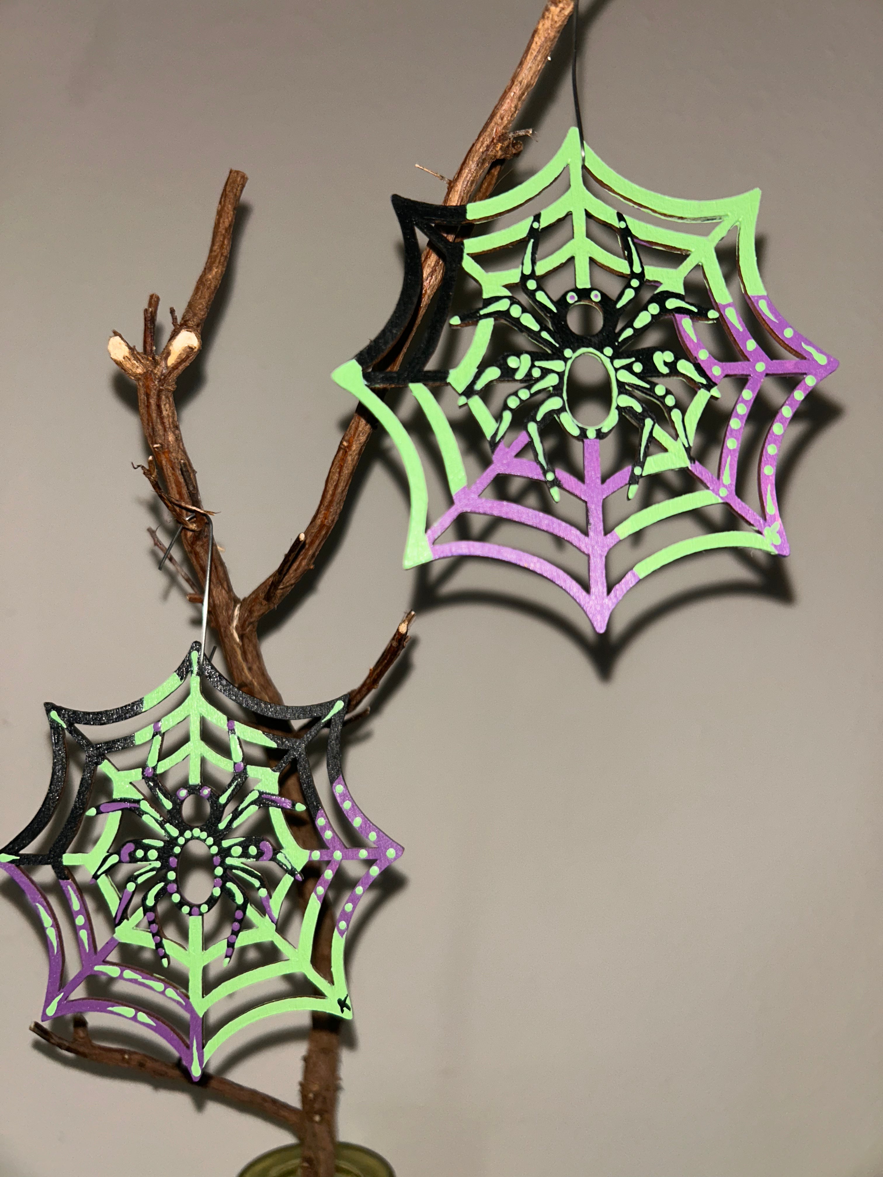 The Poison Ivy Web Duo - set of 2